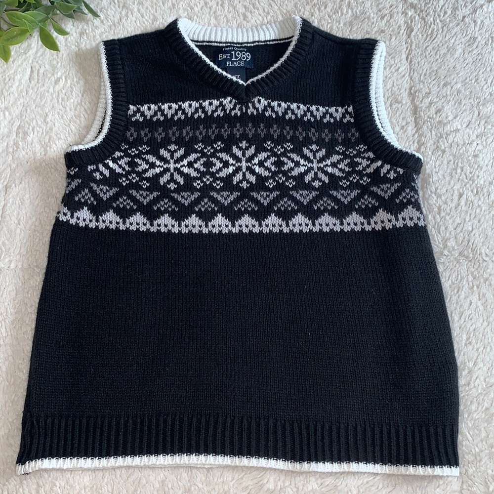 Children’s Place Black Fair Isle Sweater Vest 4T Pullover Style EUC